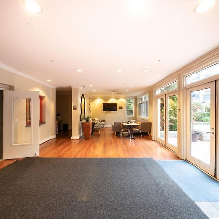 Modern Downtown Top Floor Penthouse With Bay Views Seattle Exterior foto
